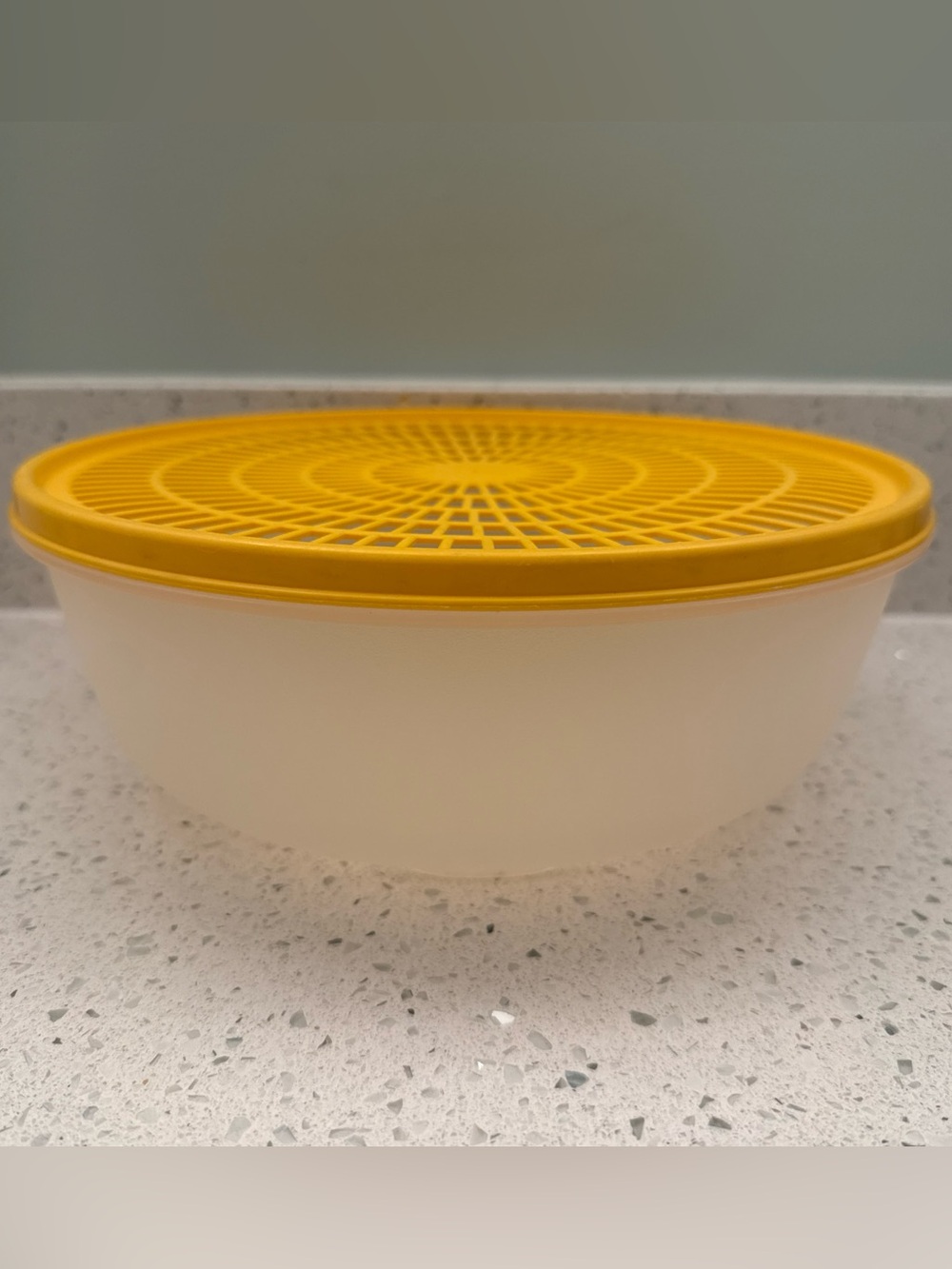 Tupperware Colander Strainer - Picture 3 of 7